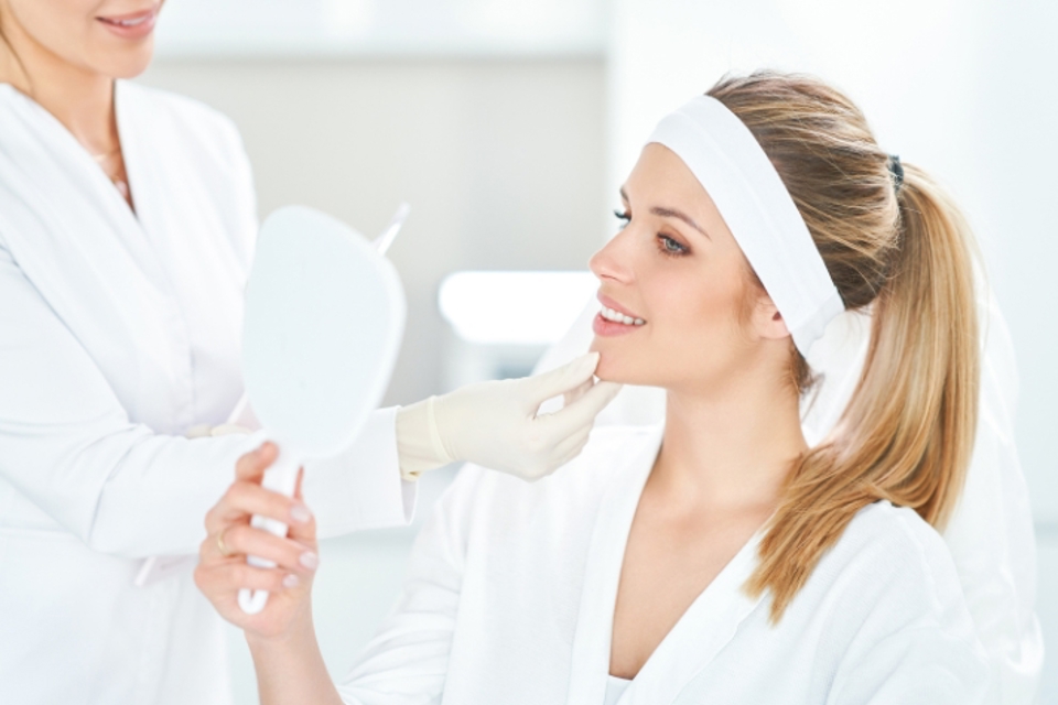 cosmetic nurse insurance